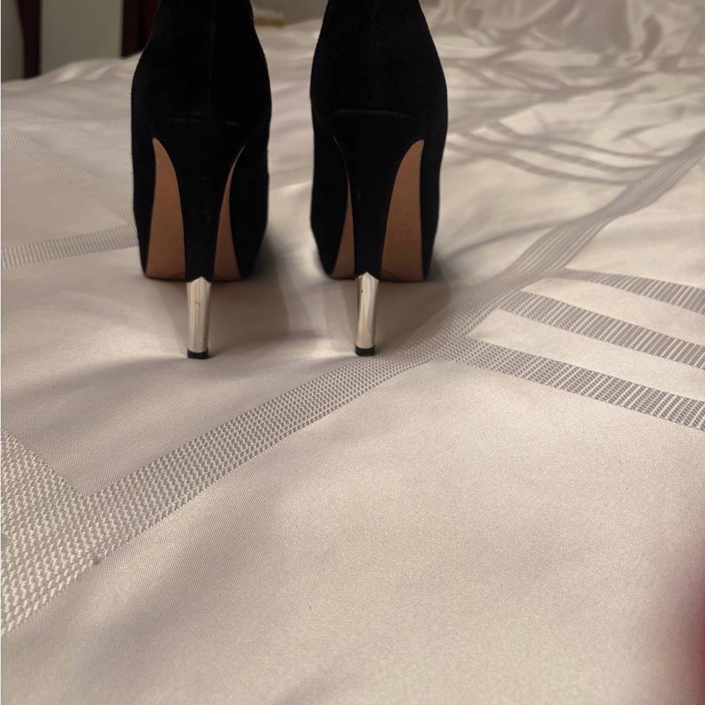 Boutique 9 Black Heels with Silver Accents